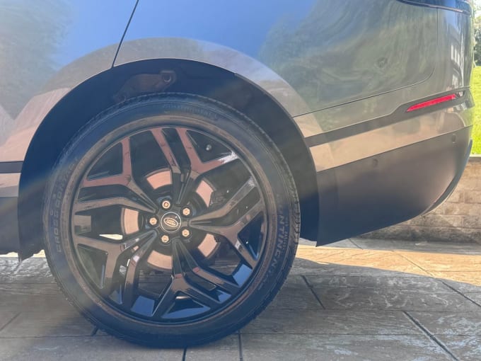 2025 Land Rover Range Rover Velar