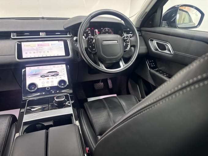 2025 Land Rover Range Rover Velar