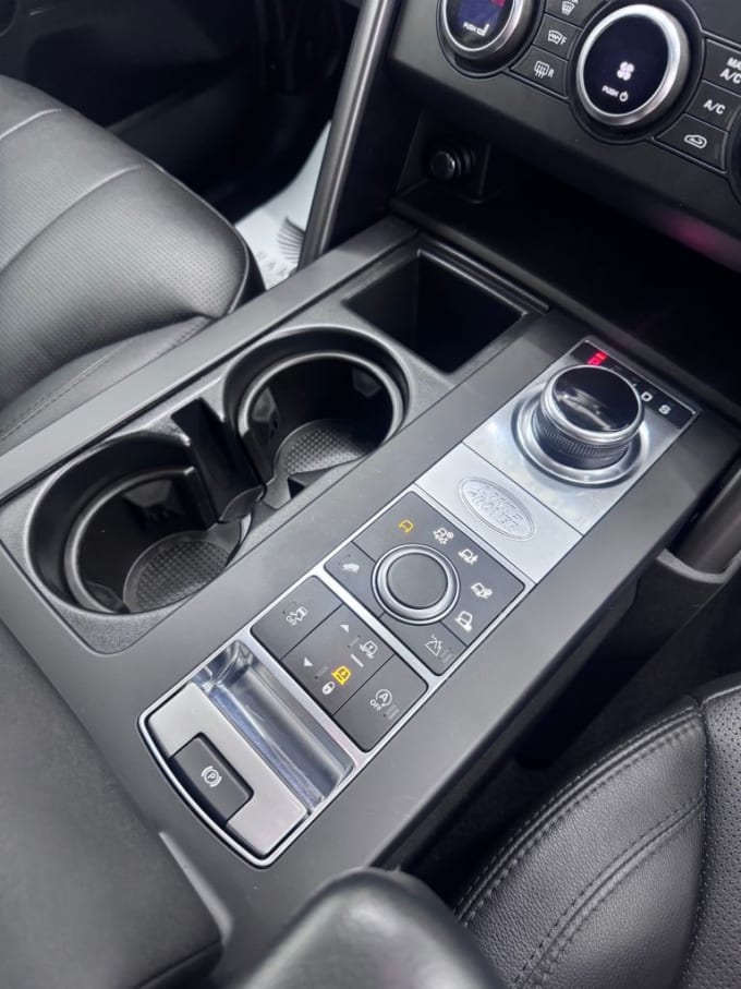 2025 Land Rover Discovery