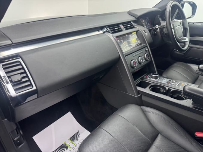 2025 Land Rover Discovery