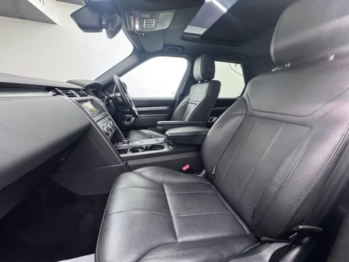 2025 Land Rover Discovery
