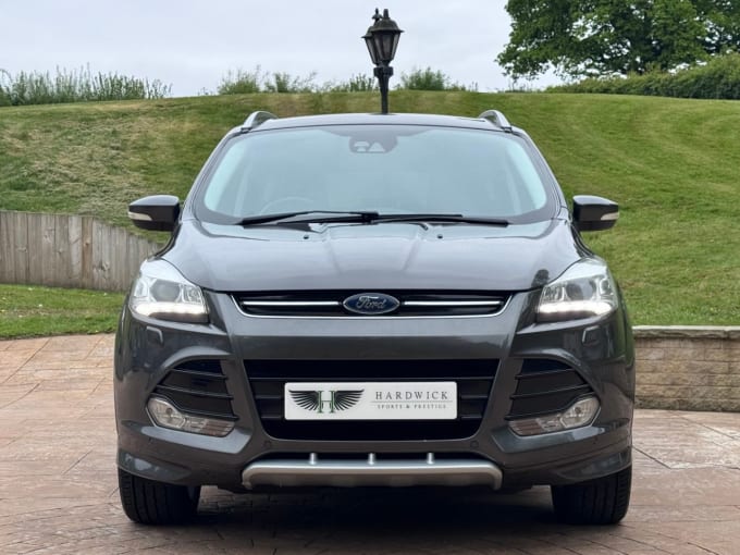 2025 Ford Kuga