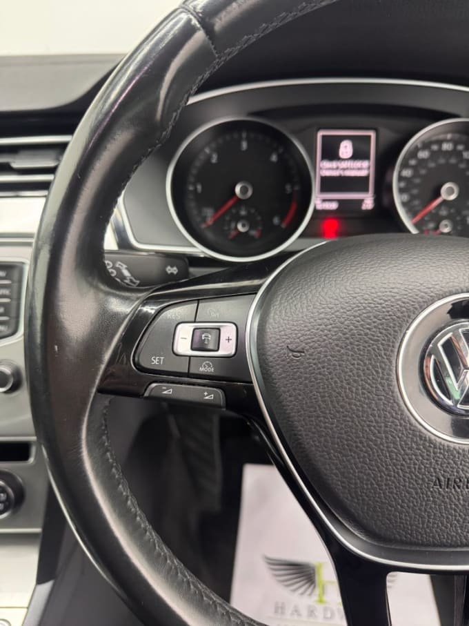 2025 Volkswagen Passat