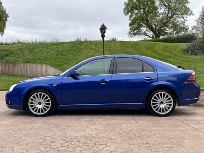 2025 Ford Mondeo