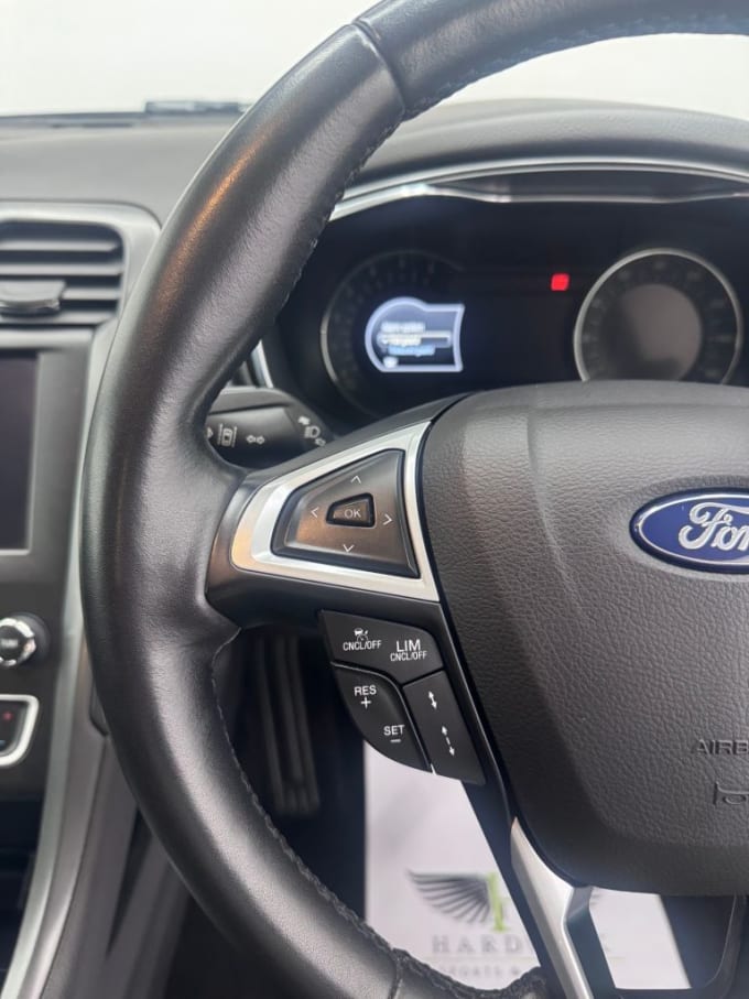2025 Ford Mondeo