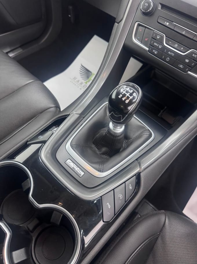 2025 Ford Mondeo