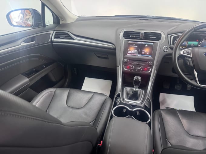 2025 Ford Mondeo