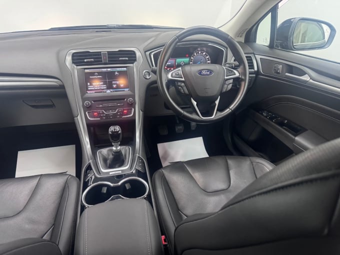 2025 Ford Mondeo