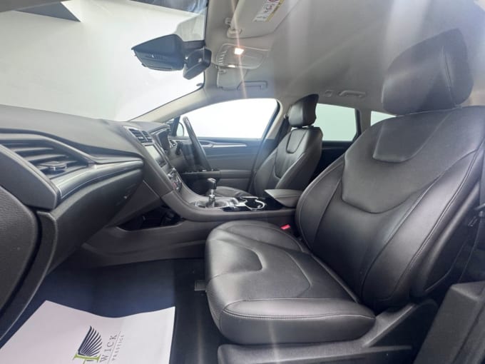 2025 Ford Mondeo