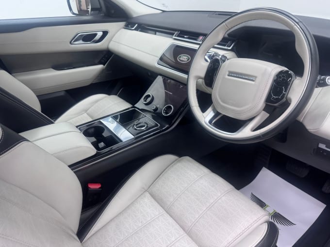 2025 Land Rover Range Rover Velar