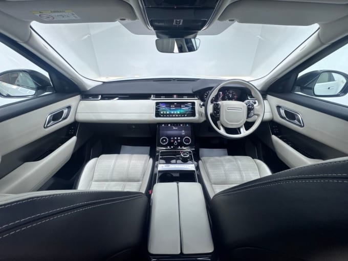2025 Land Rover Range Rover Velar