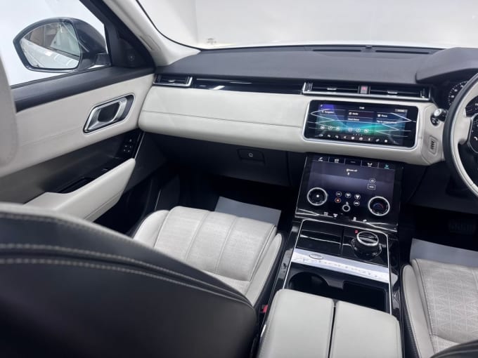 2025 Land Rover Range Rover Velar