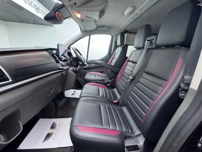 2025 Ford Transit Custom