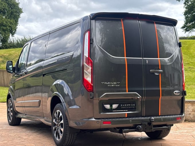 2025 Ford Transit Custom