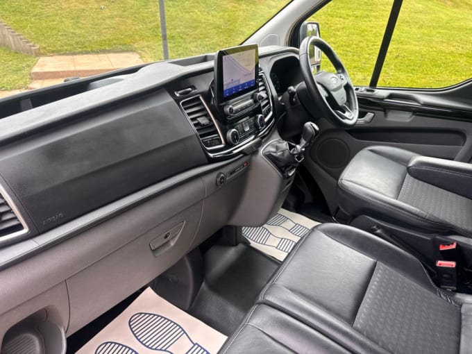 2025 Ford Transit Custom