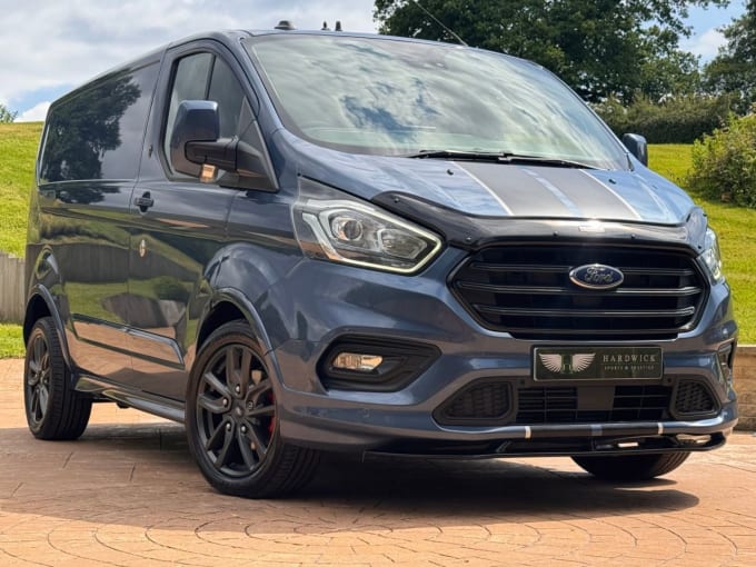 2025 Ford Transit Custom