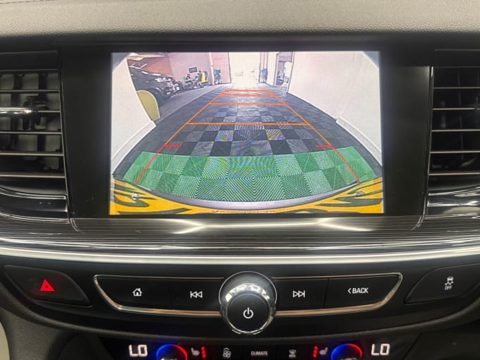2025 Vauxhall Insignia