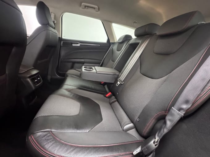 2025 Ford Mondeo