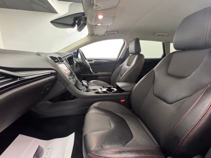 2025 Ford Mondeo
