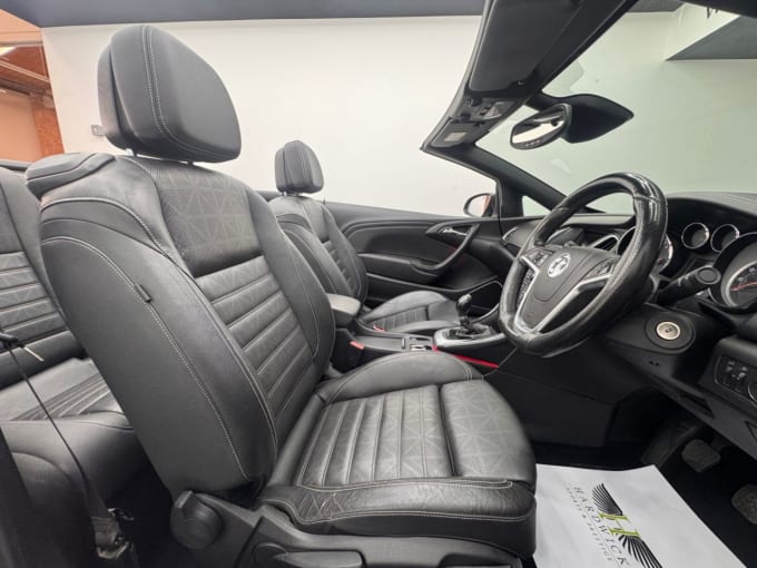 2025 Vauxhall Cascada