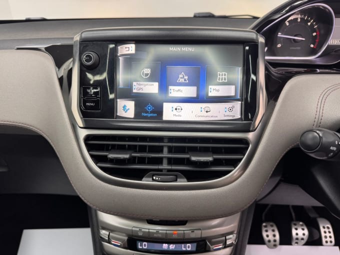2025 Peugeot 208
