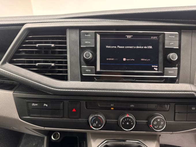 2025 Volkswagen Transporter