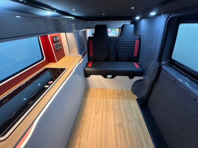 2025 Volkswagen Transporter