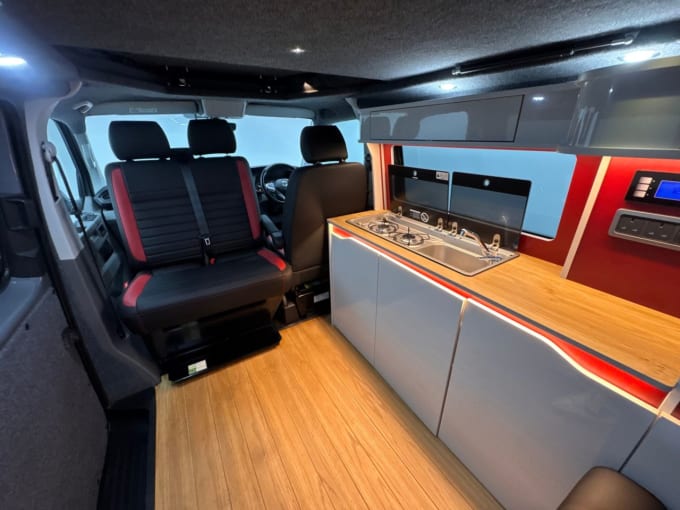 2025 Volkswagen Transporter