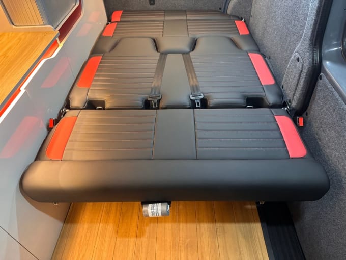 2025 Volkswagen Transporter