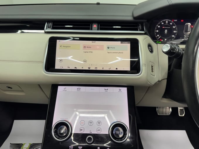 2025 Land Rover Range Rover Velar