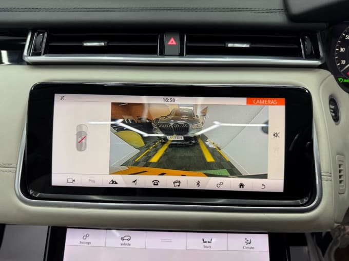 2025 Land Rover Range Rover Velar