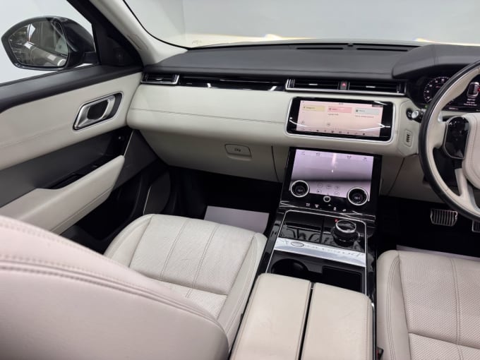 2025 Land Rover Range Rover Velar