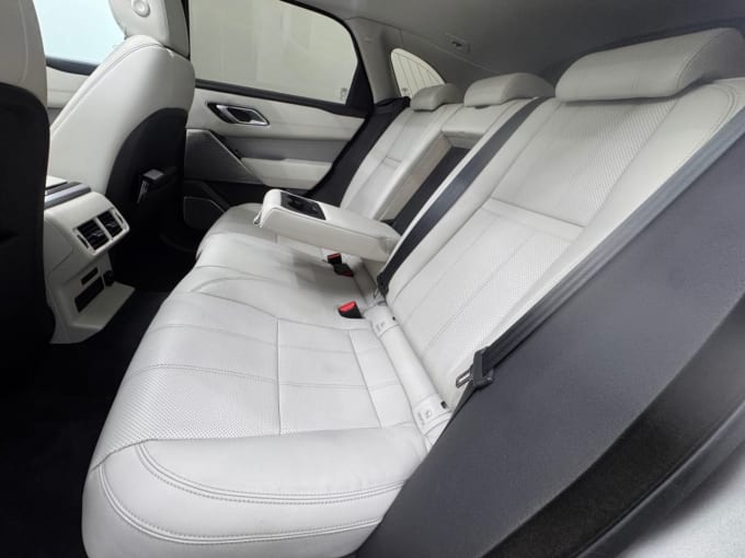 2025 Land Rover Range Rover Velar