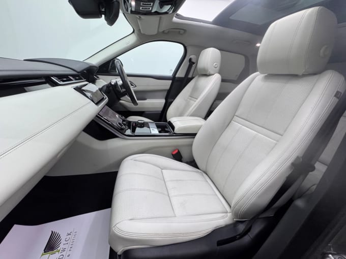 2025 Land Rover Range Rover Velar