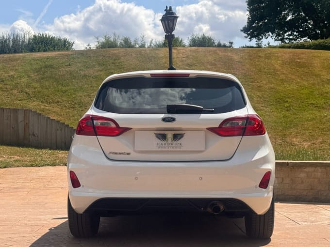2025 Ford Fiesta Van