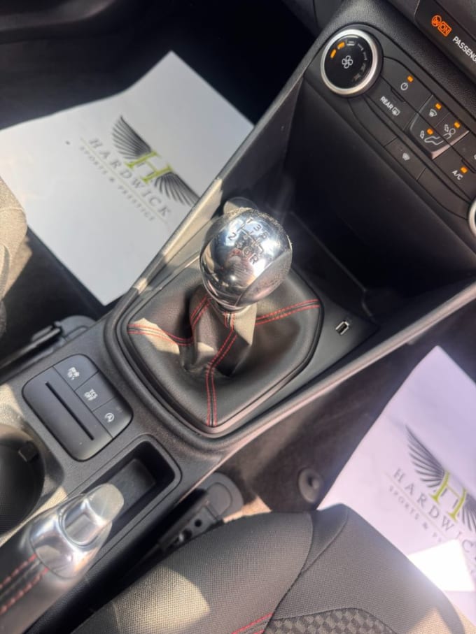 2025 Ford Fiesta Van