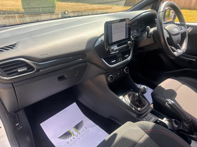 2025 Ford Fiesta Van