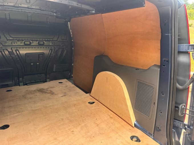 2025 Ford Transit Connect