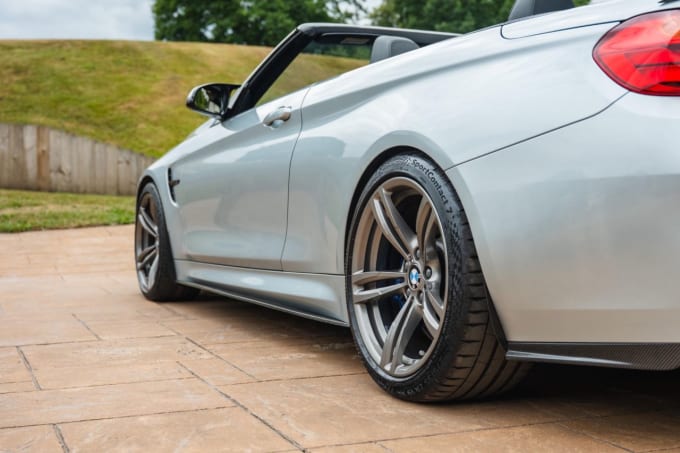 2025 BMW M4