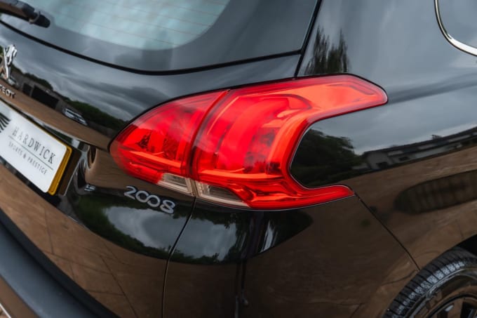 2025 Peugeot 2008
