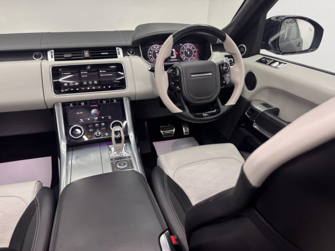2025 Land Rover Range Rover Sport
