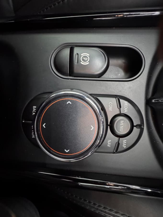 2025 Mini Clubman