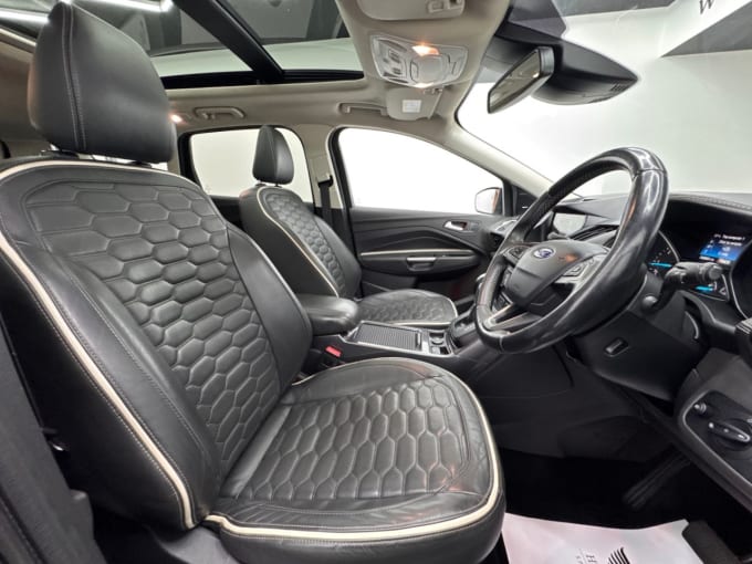 2025 Ford Kuga