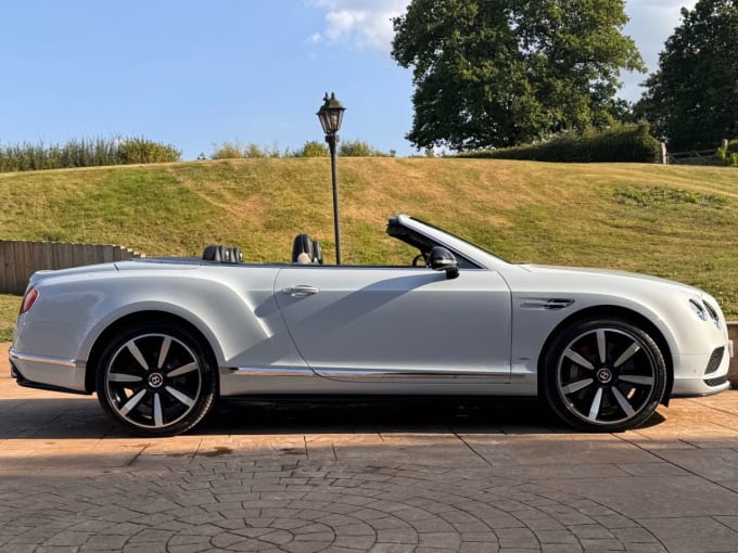 2025 Bentley Continental