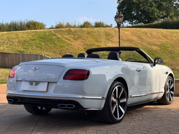 2025 Bentley Continental