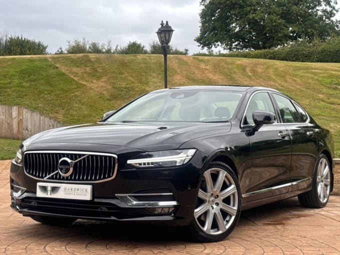 2025 Volvo S90