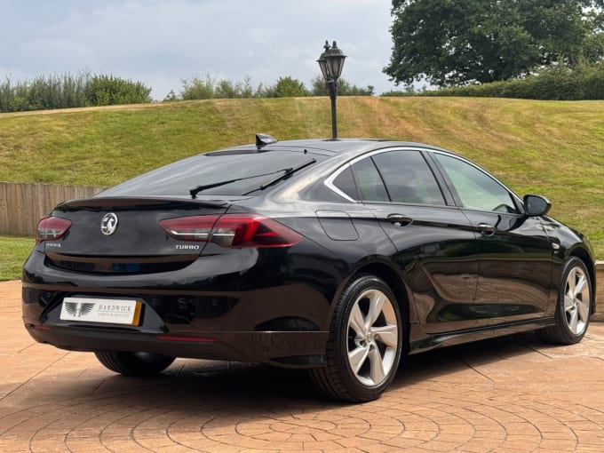 2025 Vauxhall Insignia