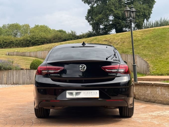 2025 Vauxhall Insignia