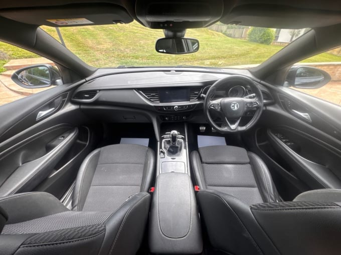 2025 Vauxhall Insignia
