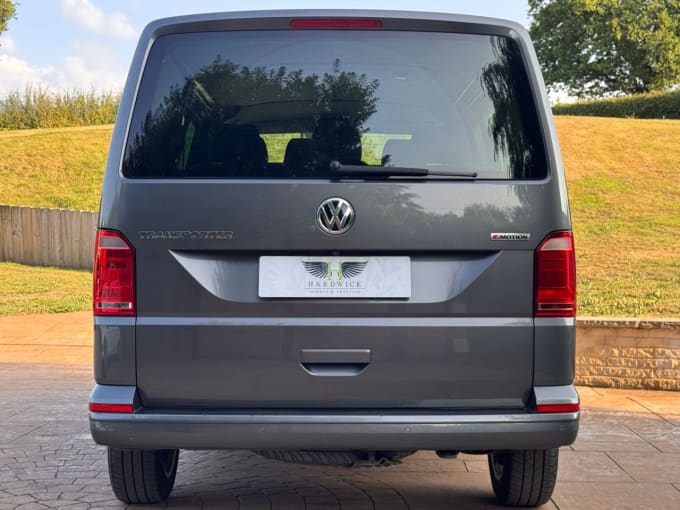 2025 Volkswagen Transporter